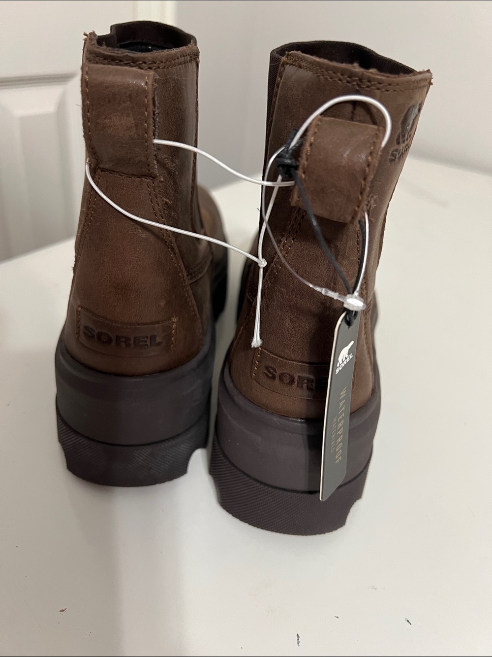 Sorel Joan Brown Leather Chelsea Lug Boots Size 9 - Picture 3 of 10